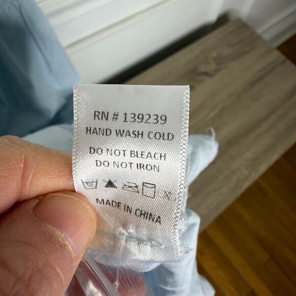 Pomander Place Tuckernuck Lola Chambray Tiered Midi Dress Size Medium - Picture 4 of 9